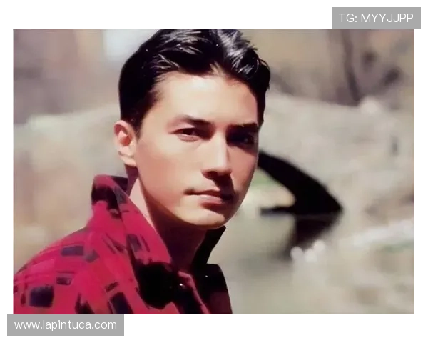 尊龙 人生就是博：从尊龙的经历看人生博弈的策略与智慧